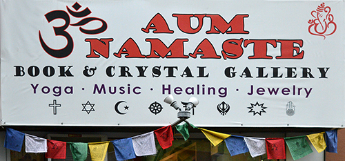 2016 Calendar - AUM Namaste New York